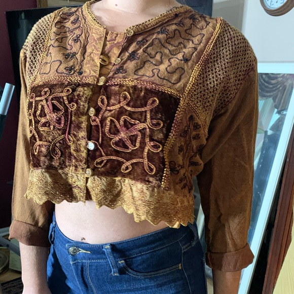 70’s Hippie Crop Top - Picture 1 of 6